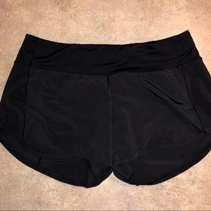 lululemon Speed Up Short. 4” Tall. Size 6